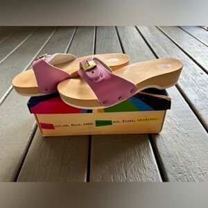 Vintage style! Dr. Scholl's Pink - never worn!